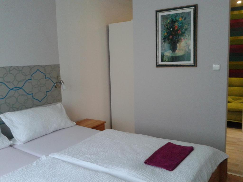 Janus Apartman Sárvár Pokoj fotografie